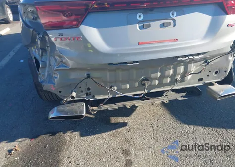 2022 Kia Forte Gt z USA, uszkodzony, nr VIN 3KPF44AC5NE473907